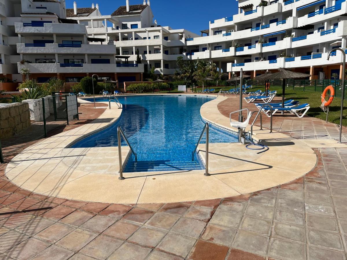 Апартаменти Puerto De La Duquesa Minimum 3 Nuits Манільва Екстер'єр фото