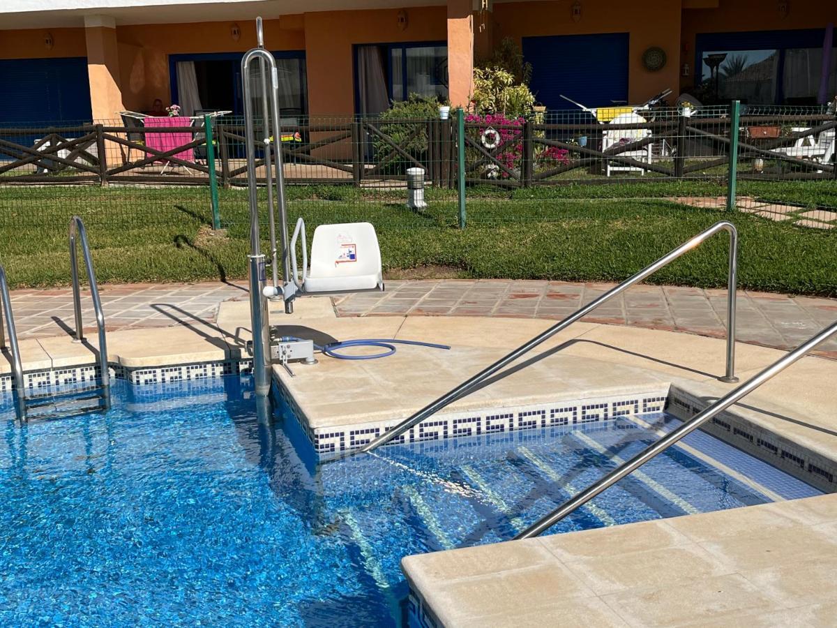 Апартаменти Puerto De La Duquesa Minimum 3 Nuits Манільва Екстер'єр фото